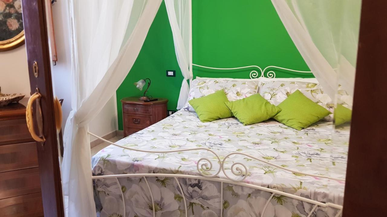 Amanda'S Dream Apartment Taranto Exterior photo